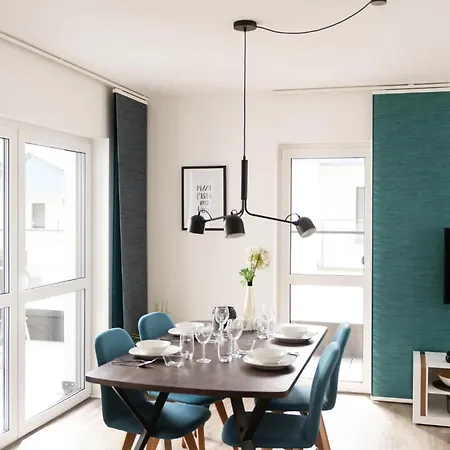 דירה Lovely In With Sauna