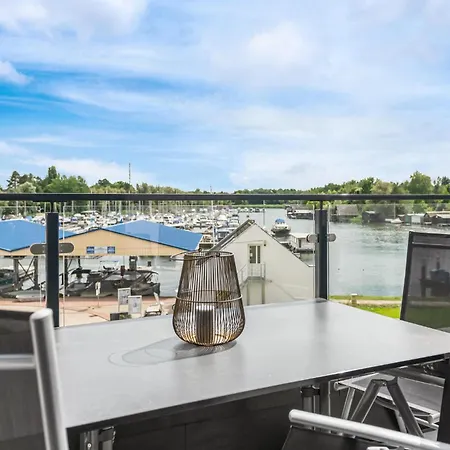 דירה Lovely In With Sauna *