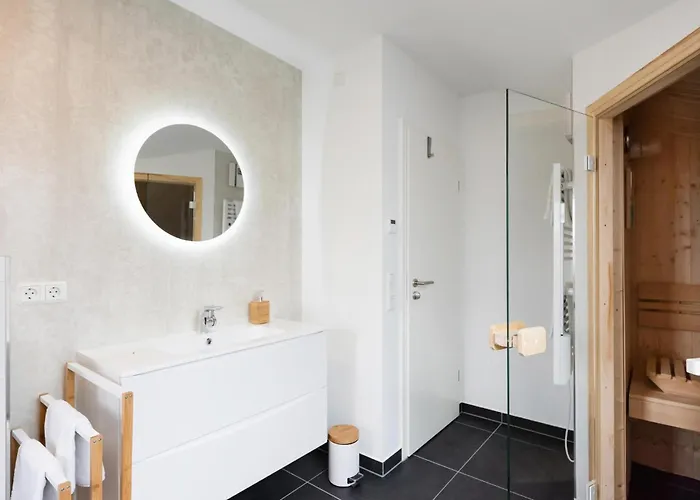 شقة Lovely In With Sauna *